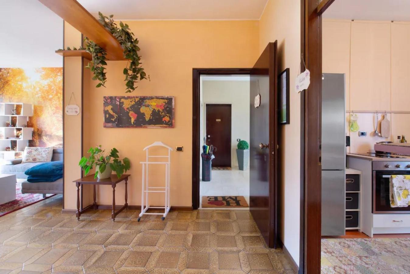 Appartamento House Of Roses Con Vista Duomo Como Dış mekan fotoğraf